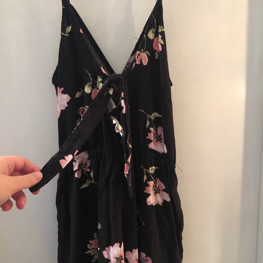 Floral romper - Picture 2 of 3